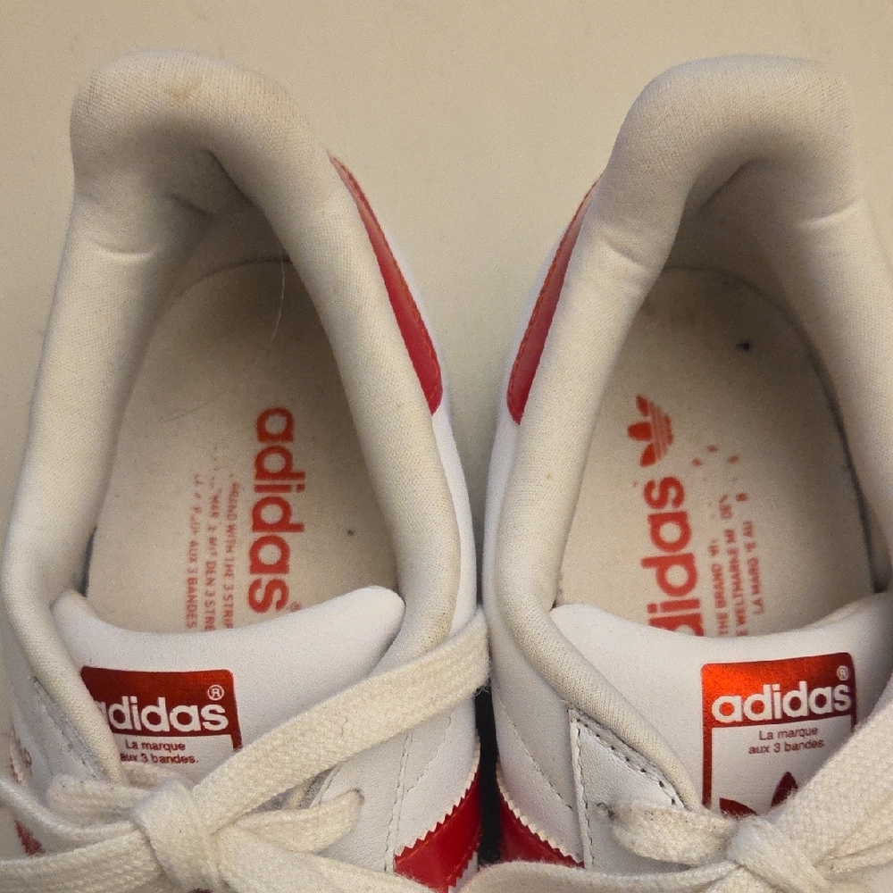 Adidas Superstar Classic White and Red Stripe Sz 9 - Picture 6 of 7